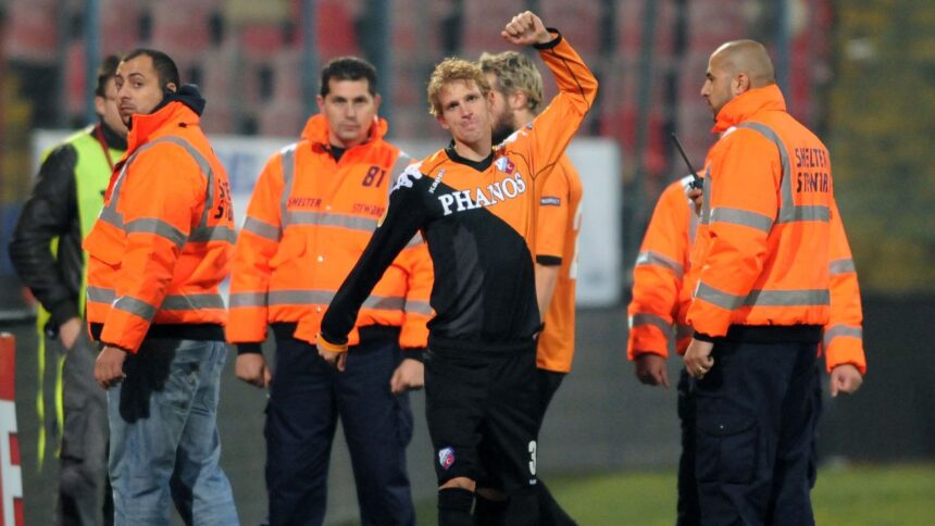 Olandezii evocă amintiri despre Mihai Neșu înainte de confruntarea Go Ahead Eagles - FCSB: "Evenimentul din 2010 a fost sublim" 1 galerie foto olandezii si au amintit de mihai nesu inainte de go ahead eagles fcsb ce s a intamplat in 2010 a fost minunat 68d39b704127c