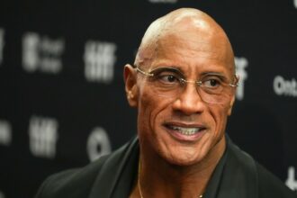 galerie foto the rock a dat cartile pe fata in dialog cu cnn muschii mei asta s a intamplat 68c1ba0a289ff