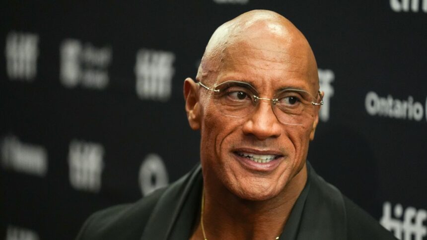 „The Rock“ își dezvăluie secretele în conversația cu CNN: „Mușchii mei? Iată ce s-a întâmplat!“ 1 galerie foto the rock a dat cartile pe fata in dialog cu cnn muschii mei asta s a intamplat 68c1ba0a289ff
