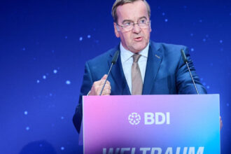germania avertizeaza ca satelitii rusiei ii urmaresc pe cei germani ii pot perturba orbi manipula 68d585ef3b3f2