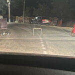 Tactică surprinzătoare în Prahova: un drum județean a fost împiedicat deliberat cu scaune, iar poliția a demarat o anchetă penală. 2 gest inexplicabil in prahova un drum judetean a fost blocat intentionat cu scaune politia a dechis dosar penal 68d6c60c05207