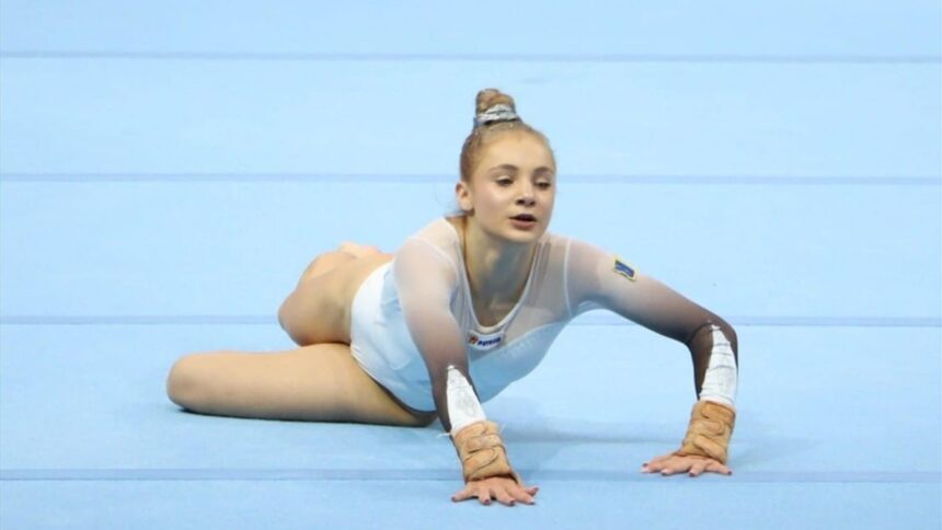 Sabrina Voinea de la CSM Constanța își propune să strălucească la Cupa Mondială de la Paris! 1 gimnasta de la csm constanta sabrina voinea lupta pentru medalii la cupa mondiala de la paris 68c1bd5abfbb8