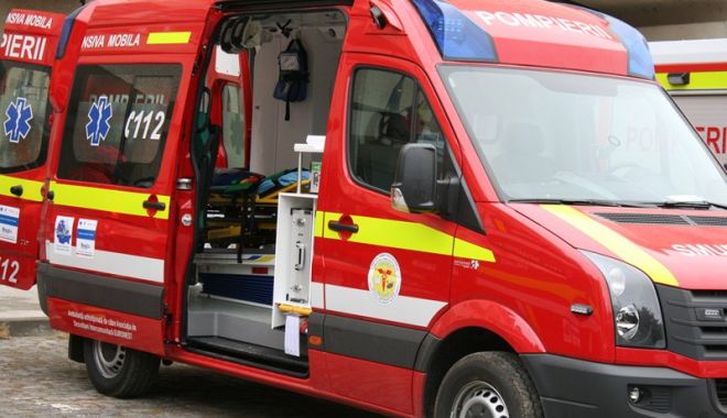 Accident devastator pe DN 22, lângă Popasul Tașaul: nouă victime, dintre care trei copii, transportate de urgență la spital 1 grav accident rutier pe dn 22 in zona popasului tasaul noua persoane inclusiv trei minori au ajuns la spital 68da2834c4b77
