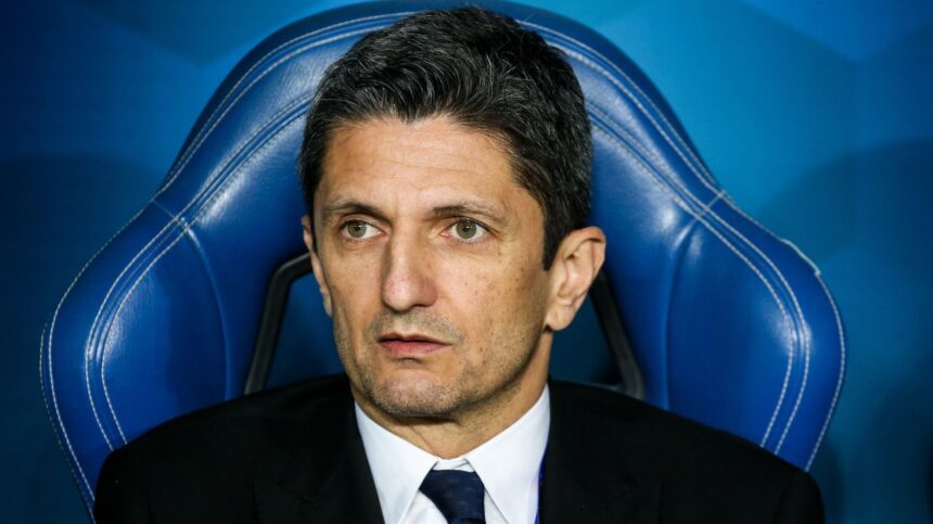 Grecii își exprimă decizia după umilința suferită de Răzvan Lucescu în competiție: „După o astfel de înfrângere, opțiunea este clară” 1 grecii au facut anuntul dupa ce razvan lucescu a fost umilit in cupa dupa o asemenea infrangere alegerea e una singura 68cb1f08c84c9
