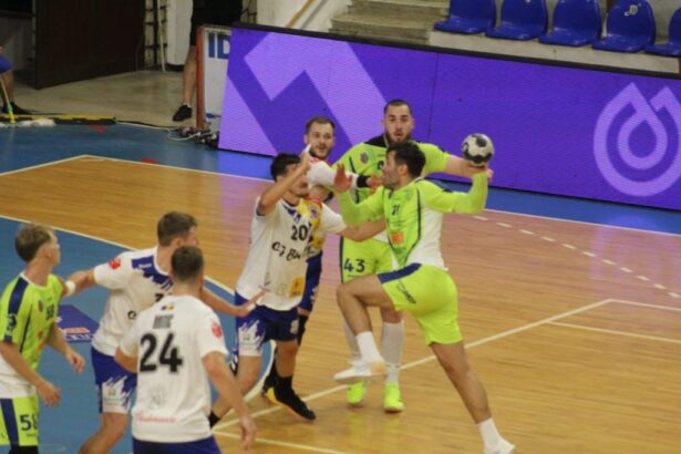 handbalistii de la csm constanta invinsi pe final la buzau in prima etapa a sezonului 68bed40ebde3a
