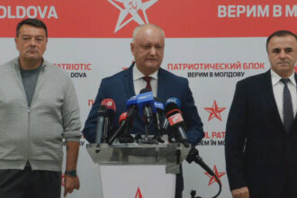 igor dodon cheama moldovenii la protest in fata parlamentului acuzand fraude la vot 68d9a45304cc0