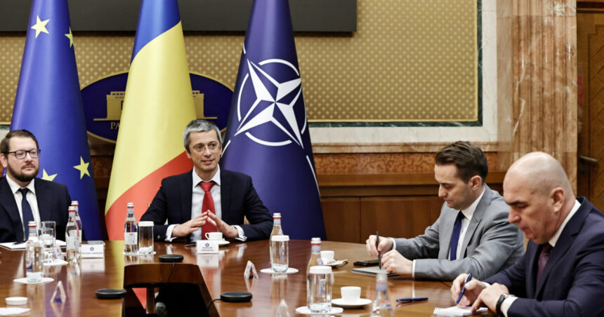 Ilie Bolojan, discuții cu reprezentanții J.P. Morgan la Palatul Victoria: România continuă să fie un magnet pentru investitori 1 ilie bolojan intalnire cu delegatia j p morgan la palatul victoria romania ramane atractiva pentru investitori 68bf1399a107f