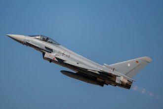 in perioada 9 15 septembrie au loc zboruri de antrenament pe intreg teritoriul tarii 68c1bdfc0a253