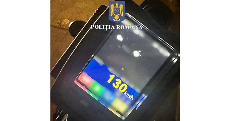 Un alt vitezoman a căzut în plasa poliției pe bulevardul Mamaia! 1 inca un sofer vitezoman a fost prins de politistii constanteni pe bulevardul mamaia 68c1c18ac4bba