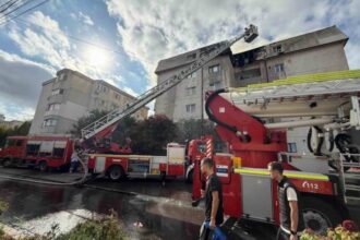 incendiu la mansarda unui bloc din constanta un barbat in stare de inconstienta 68c6c80563049