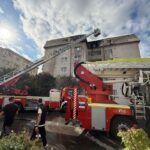 Flăcări devastatoare la mansarda unui imobil din Constanța: zeci de locatari în alertă! 2 incendiu violent la mansarda unui bloc din constanta zeci de persoane s au evacuat 68c7dababe215