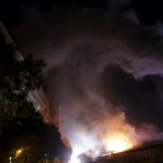 Flăcările din Sectorul 2 au fost învinse: Incendiul care a conturbat aerul capitalei a fost stins marți noapte! 2 incendiul de la depozitul din sectorul 2 care a poluat aerul din capitala marti noapte a fost stins 68d4f56e29315