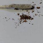 O întâmplare neobișnuită pe străzile din Cernavodă: forțele de ordine au identificat un bărbat cu un fum misterios 3 incident pe o strada din cernavoda jandarmii au depistat un barbat cu o tigara suspecta 68d39f78188d8