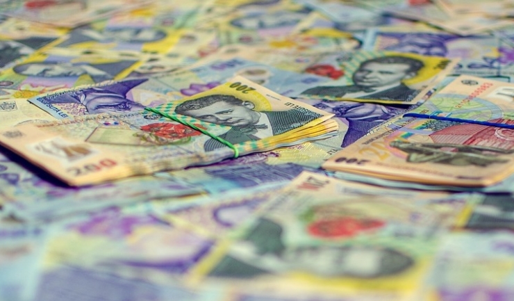 Salariul mediu net a atins 4.959 lei în 2024: Cele mai bine plătite domenii - IT și finanțe! 1 ins castigul salarial mediu net a urcat la 4 959 lei in 2024 cele mai mari salarii in it si sectorul financiar 68d5093867de8