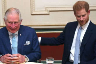 intalnirea dintre printul harry si regele charles subiectul unui nou scandal cu ce cadou s a dus printul acasa 68d8d4fcde8ed