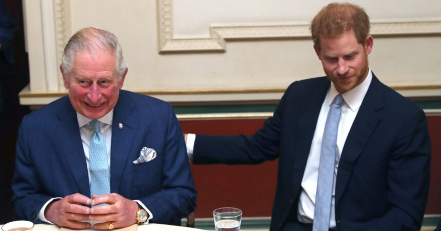 Scenă de controverse: Întâlnirea prințului Harry cu regele Charles și misterul darului adus acasă 1 intalnirea dintre printul harry si regele charles subiectul unui nou scandal cu ce cadou s a dus printul acasa 68d8d4fcde8ed
