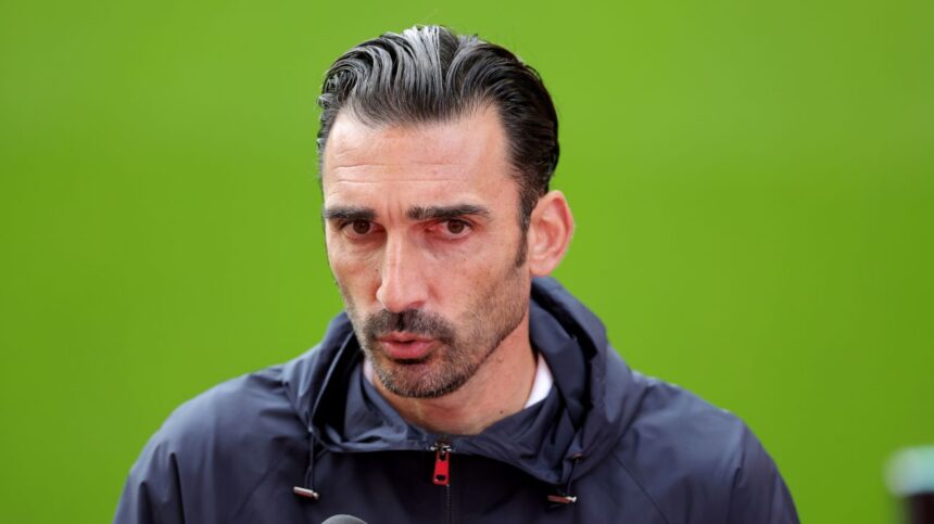 Elias Charalambous dezvăluie dacă îi este frică de o posibilă ratare a play-off-ului de către FCSB 1 intrebat daca ii este teama ca fcsb rateaza play off ul elias charalambous a raspuns sincer 68cbdffadf598