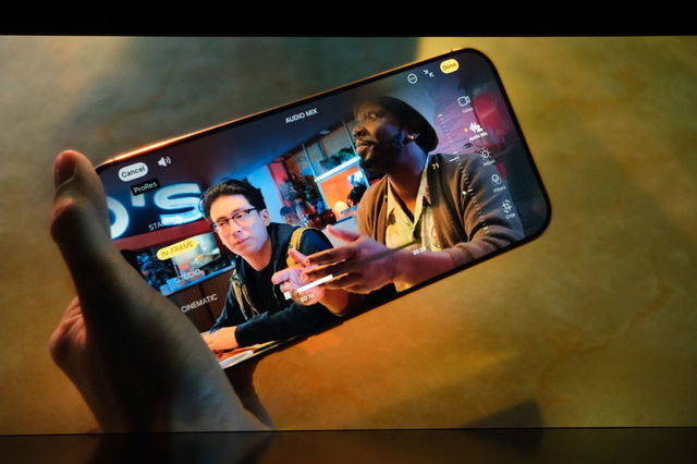 iPhone Fold s-ar putea confrunta cu absența tehnologiei Face ID 1 iphone fold ar putea fi lipsit de face id 68b6cecc9e87b