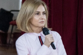 judecatoare interceptata de procurori in dosarul lui calin georgescu reactia adrianei stoicescu si ce scrie in rechizitoriu despre ea 68c9b2c42d3ab