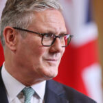 Keir Starmer susține dreptul la liberă exprimare în Marea Britanie, însă trasează o „linie” în privința anumitor discursuri online 2 keir starmer apara libertatea de exprimare in marea britanie dar face o distinctie fata de unele discursuri online 68cc4e7d436f0