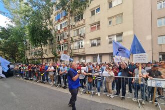 liderul sindicatului liber navalistul de la damen mangalia dupa greva foamei nu ne oprim aici vrem locuri de munca si un viitor sigur 68d6c131ea00d