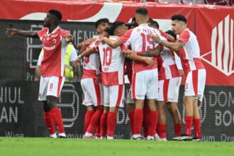 live text dinamo farul de la 2100 pe arena nationala cu o victorie cainii urca pe locul 2 in superliga 68d122b2ad8dc