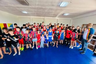 lotul de box al judetului constanta format in moderna sala de la cernavoda 68bee214bd26c