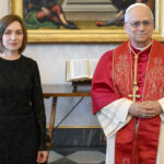 Întâlnirea istorică dintre Maia Sandu și Papa Leon al XIV-lea: Temele dezbătute de cei doi lideri 2 maia sandu s a intalnit cu papa leon al xiv lea subiectele discute de cei doi 68c4158469a77