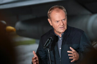 masina premierului polonez donald tusk a fost furata din fata casei locuinta este pazita 24 de ore din 24 68c2dbb84da22