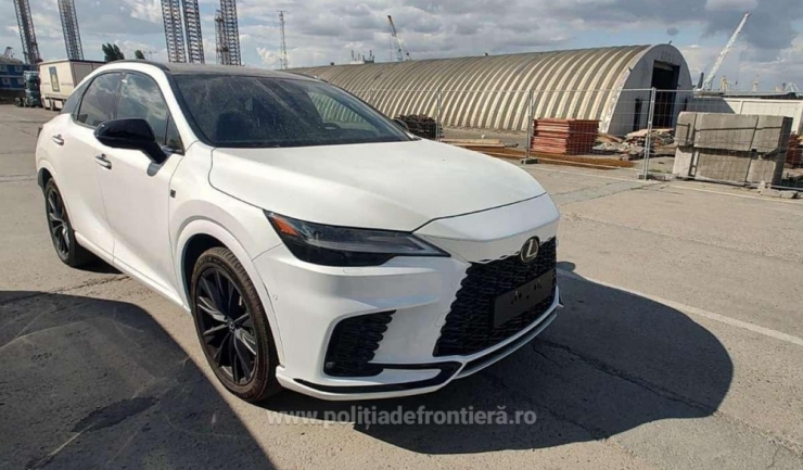 Polițiștii de frontieră din Constanța descoperă automobile de lux în valoare de 1 milion de lei, căutate în Spania 1 masini de lux in valoare de 1 milion de lei cautate in spania descoperite de politistii de frontiera constanteni 68cd9ae339646