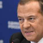 Medvedev avertizează NATO: Războiul e o opțiune dacă aliații stabilesc o zonă de excluziune aeriană în Ucraina! 3 medvedev ameninta nato cu razboiul daca aliatii ar crea o zona de interdictie aeriana deasupra ucrainei 68c7d47ae582c