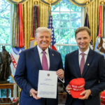 Apelul lui Donald Trump către Moldova: Pregătiri pentru alegerile parlamentare în vecinătate! 3 mesajul lui donald trump pentru republica moldova in tara vecina urmeaza alegerile parlamentare 68bee7384e0e9