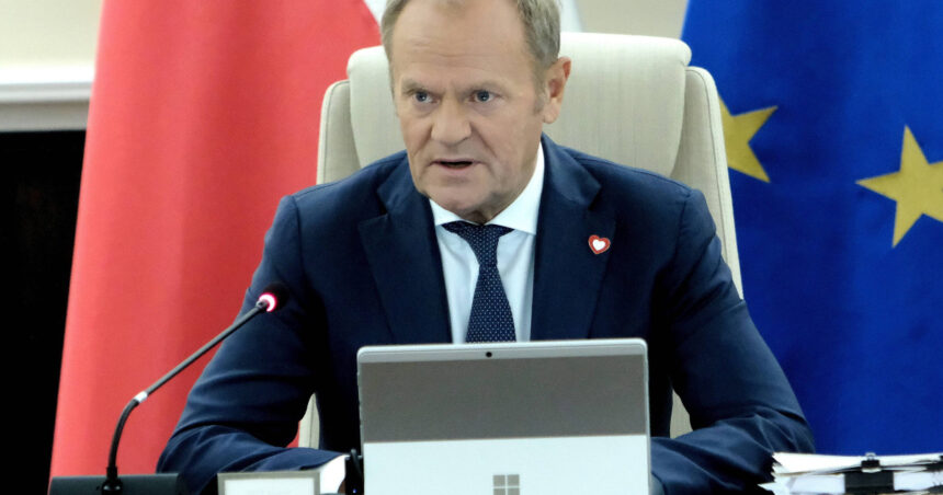 „Donald Tusk: „Adevărul primează asupra iluziilor” în urma schimbării de atitudine a lui Trump față de Ucraina” 1 mesajul lui donald tusk dupa ce trump si a schimbat discursul fata de ucraina mai bine adevarul decat iluzii 68d550b88c8e7