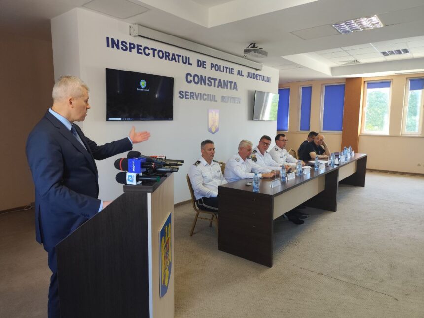 Cătălin Predoiu dezvăluie planul de transformare a MAI: mai puține funcții administrative, simplificarea procedurilor și dezbateri privind creșterea vârstei de pensionare 1 ministrul catalin predoiu anunta reforma mai posturi mai putine la birouri reducerea birocratiei si discutii despre prelungirea varstei de pensionare 68dad5217adb9