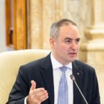 Ministrul Finanțelor sugerează o posibilă creștere a TVA-ului la 25%. Pensiile și salariile vor fi garantate până la finalul anului! 2 ministrul finantelor nu exclude majorarea tva la 25 pensiile si salariile asigurate pana la sfarsitul anului 68d629c86b334