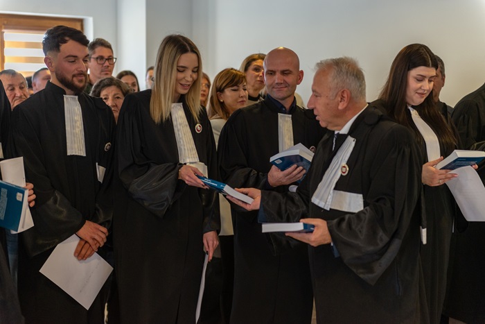 Schimbări semnificative în sistemul de pensii și asistență socială pentru avocați! Descoperă noutățile! 1 modificari importante pentru sistemul de pensii si protectie sociala al avocatilor iata ce se modifica 68d416ff9382b