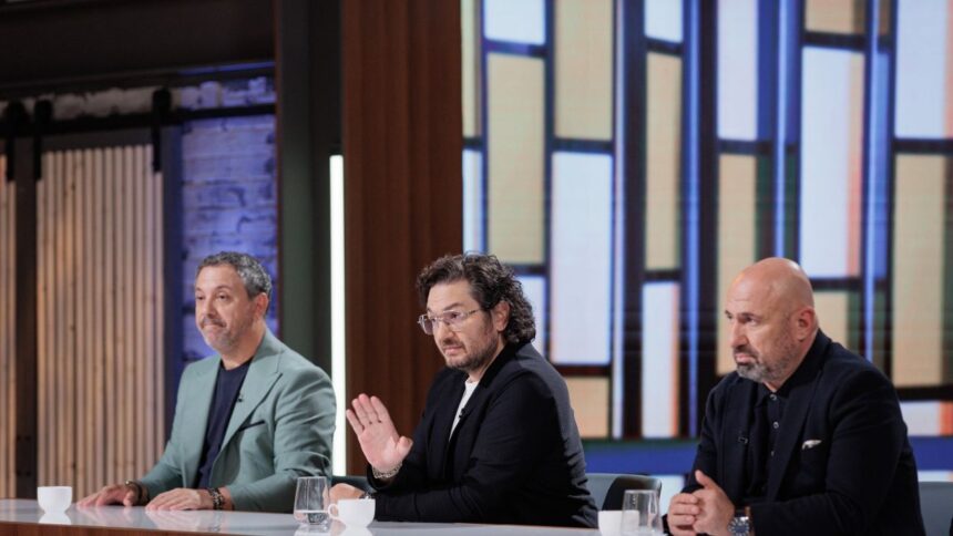 Surpriză de proporții la MasterChef: În această seară, de la 20:30, patrupedul unui concurent va decide soarta preparatelor! 1 moment neasteptat la masterchef in aceasta seara de la ora 2030 cainele unui concurent va da verdictul inaintea chefilor 68c7d66aa0b3d