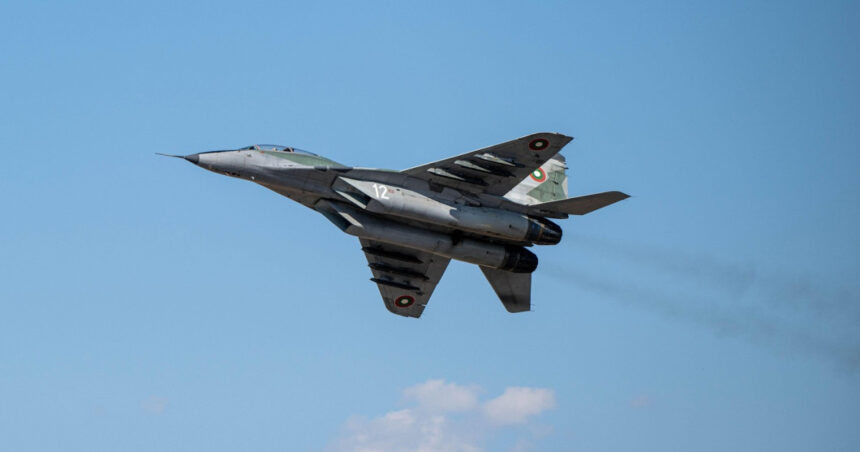 Nepregătiți în apărarea frontierei de est a NATO: Bulgarii interceptați dronele rusești cu avioane MiG-29 din perioada sovietică 1 nepregatiti pentru a asigura securitatea frontierei estice a nato bulgarii vaneaza dronele rusesti cu avioane mig 29 din era sovietica 68c7b858b04a3