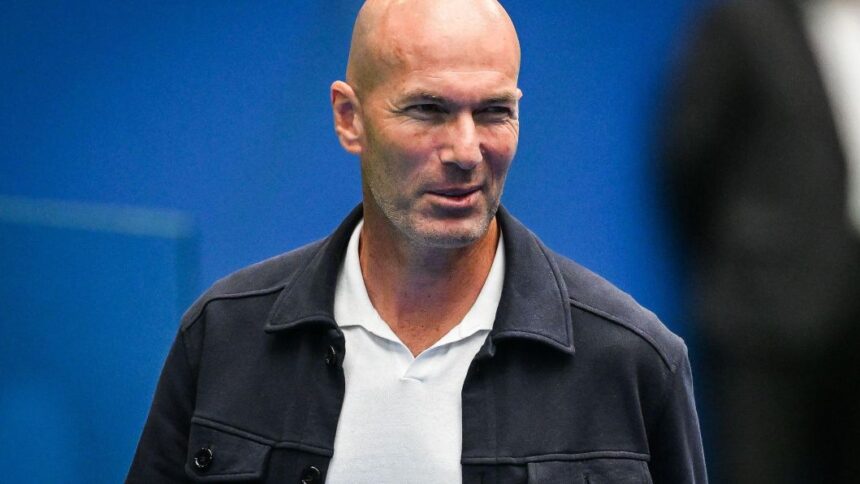 Știre de ultimă oră! Zidane, posibil rival pentru FCSB în Europa League, a ajuns la un consens cu Fenerbahce! 1 news alert bomba serii zidane ar putea fi adversarul lui fcsb in europa league ar fi ajuns la un acord cu fenerbahce 68bc8cb54b3b6