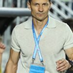 Îndurerare în familia lui Costel Gâlcă! Rapid transmite un mesaj de compasiune pentru antrenor 2 news alert tragedie in familia lui costel galca rapid mesaj de condoleante pentru antrenor 68c86301e2590
