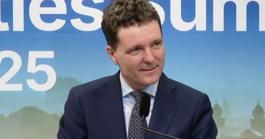 Nicuşor Dan dezvăluie: Dovezi că alegerile au fost influențate de entități din Rusia, prezentare programată la Copenhaga! 1 nicusor dan despre anularea alegerilor avem dovada ca au fost folosite conturi si firme din rusia o sa prezint datele la copenhaga 68dbfa357021b