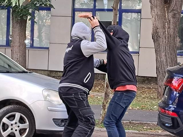 Realitate cruntă: povestea unui copil prins între violență, de la trecut la prezent în Medgidia 1 nu e scenariu de film de la fostul la actualul si inapoi copil prins intre batai la medgidia 68be07e363852