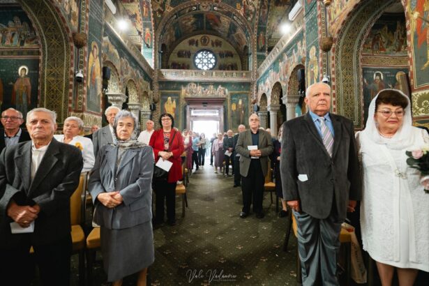 nunta de aur sarbatorita de arhiepiscopia tomisului ips teodosie a binecuvantat cuplurile care au implinit 50 de ani de cununie 68d62645b9ba6