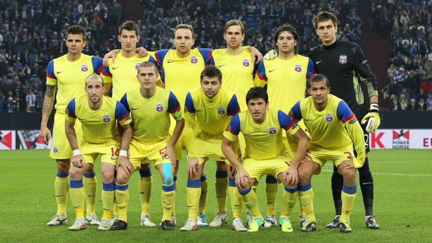 EMOȚIONANT
Fostul star de la FCSB își începe astăzi cariera de antrenor principal la ȚSKA Sofia! 1 oficial fostul jucator de la fcsb debuteaza azi ca antrenor principal la tska sofia 68d13ea0533f6