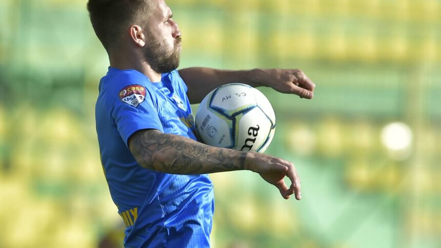 OFICIAL Jucătorul cu patru sezoane la Rangers, PLECAT de la clubul românesc! ”Se încheie colaborarea prin acord mutual” 1 oficial fotbalistul cu patru sezoane la rangers out de la echipa din romania reziliere pe cale amiabila 68b7fd76a293f