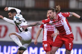 oficial unde a semnat raul albentosa fostul dinamovist cu aproape 100 de meciuri in la liga 68c42cdd0d37b