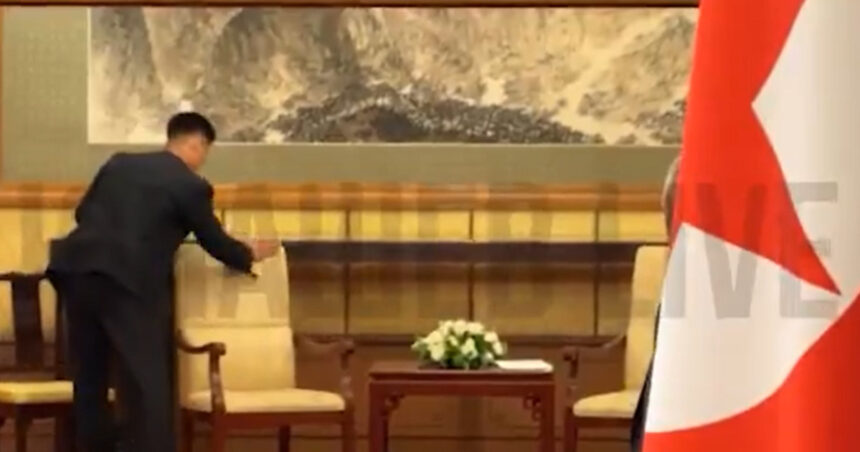 „Curățarea urmelor: Strategiile nord-coreenilor pentru a ascunde întâlnirea lui Kim Jong-un cu Vladimir Putin” 1 operatiunea dezinfectarea cum sterg nord coreenii urmele prezentei lui kim jong un in camera in care s a vazut cu vladimir putin 68b80d21cca53