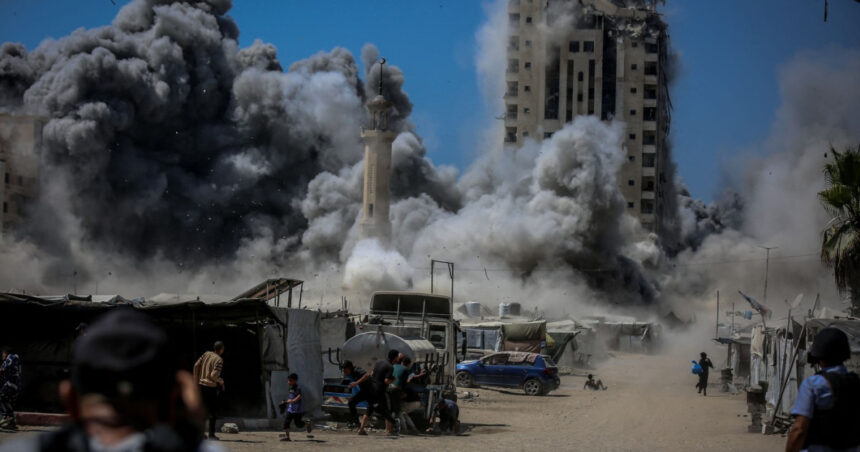 Gaza în ruine: distrugerea a zeci de clădiri stârnește temeri legate de strămutarea forțată a palestinienilor. 1 orasul gaza sub buldozere zeci de cladiri au fost puse la pamant cresc ingrijorarile privind relocarea fortata a palestinienilor 68cf8c289a319