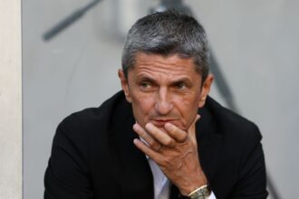 paok o conducea cu 3 1 pe ultima clasata dupa s a intamplat ceva de necrezut razvan lucescu a ramas masca 68da216db4302