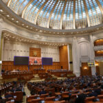 Parlamentul dă undă verde pentru crearea comisiei „România liberă de violență domestică”, ca răspuns la creșterea alarmantă a abuzurilor împotriva femeilor 2 parlamentul aproba infiintarea comisiei romania fara violenta domestica in urma cazurilor tot mai frecvente de abuz asupra femeilor 68bda1173c4cc